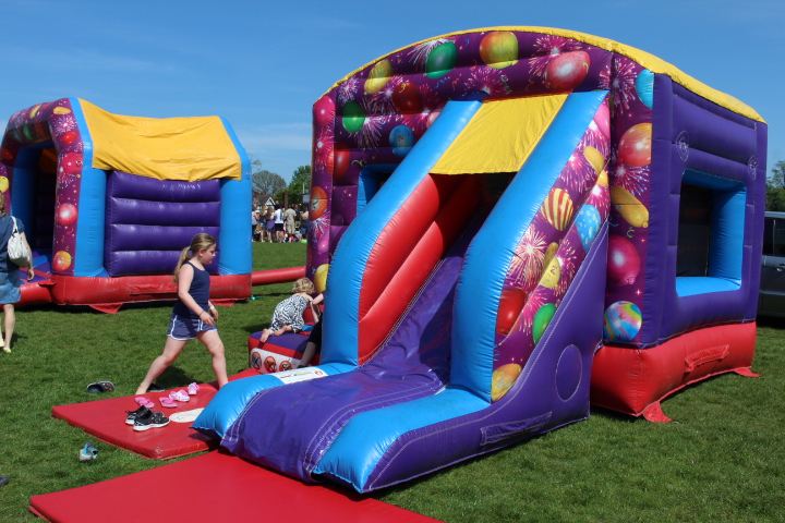 Bouncy castle hire for private parties