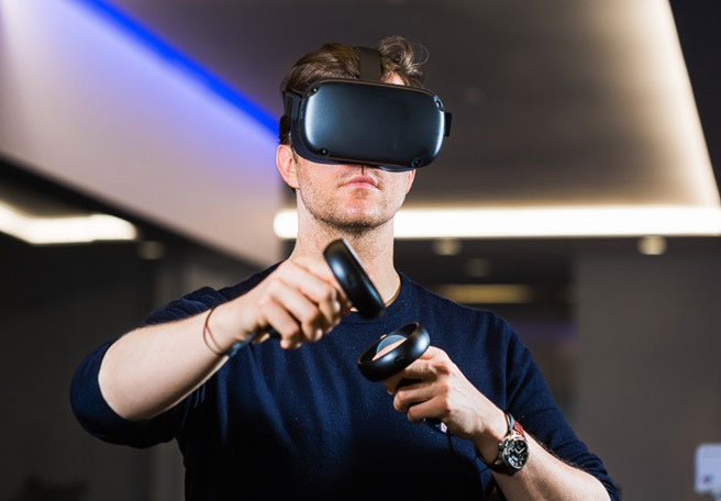 Hire a virtual reality game