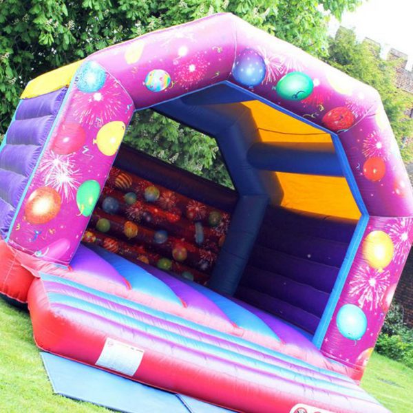 Kids party bouncy castle hire