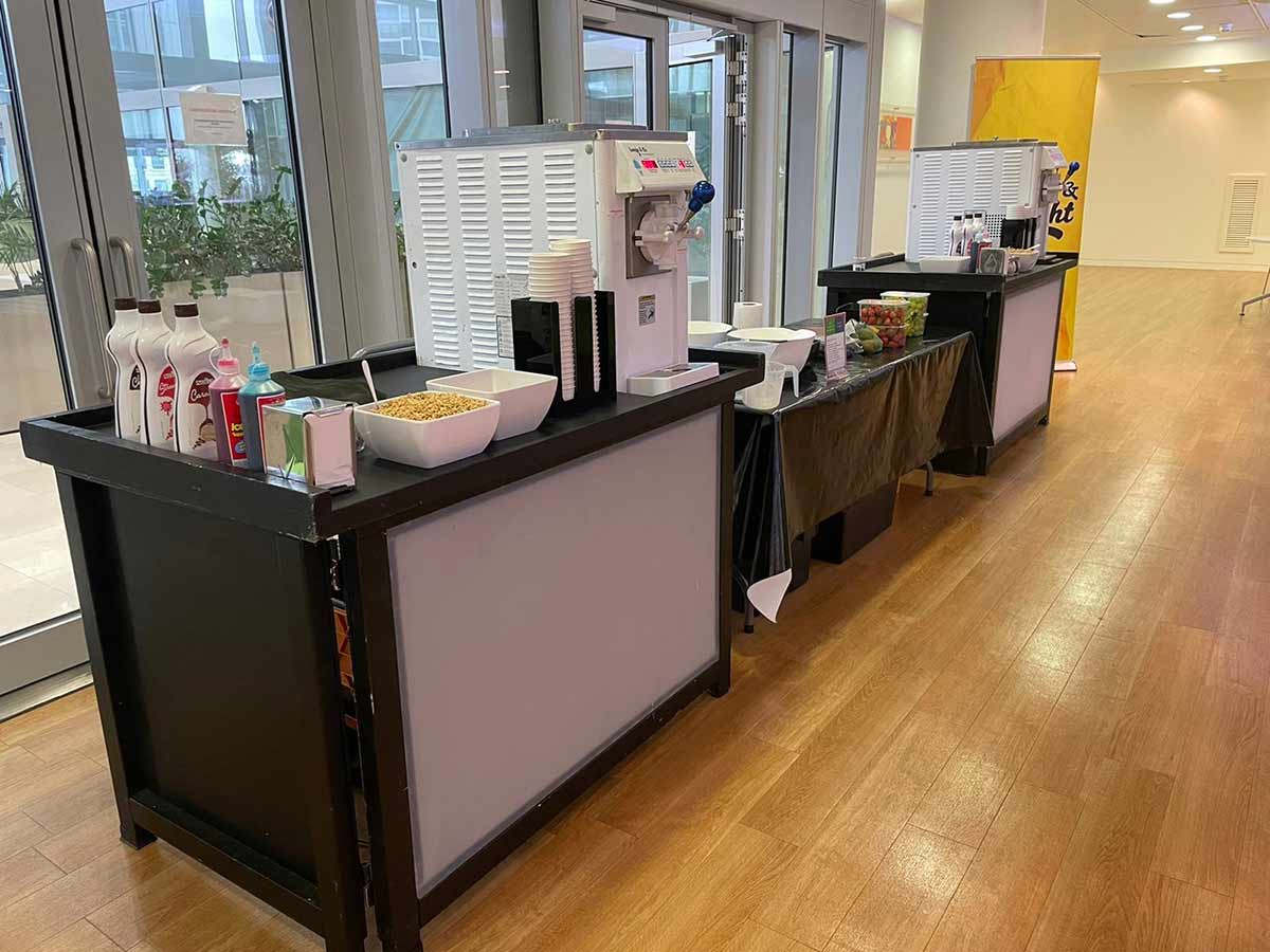 frozen-yoghurt-stand-hire-kent frozen-yoghurt-stand-hire-kent