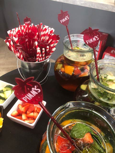 pimms-mobile-bar-for-hire pimms-mobile-bar-for-hire