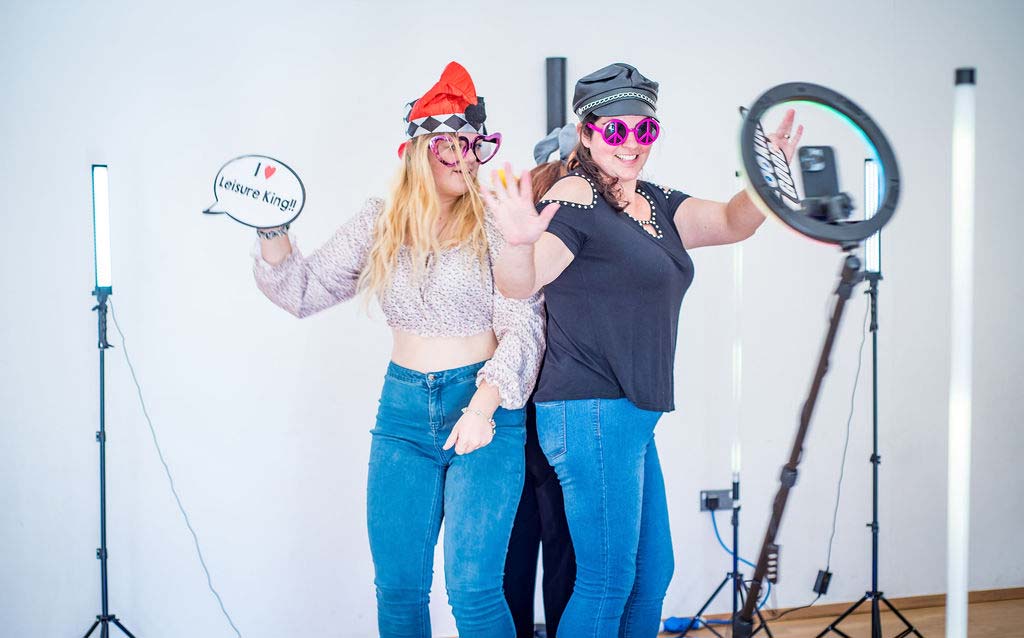 360-photo-booth-rental-london 360-photo-booth-rental-london