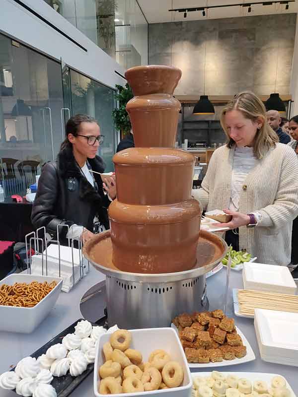 chocolate-fountain-hire-essex-kent