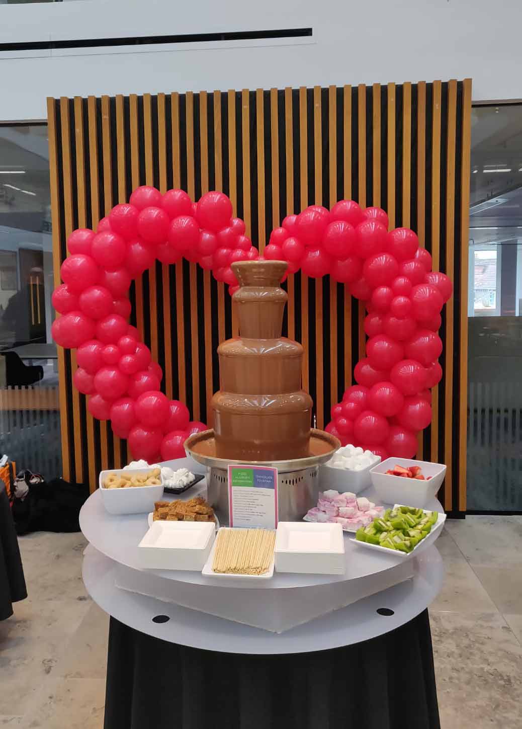 chocolate-fountain-hire-in-london-and-kent