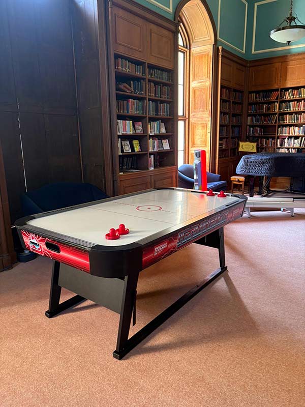 air-hockey-table-hire-kent-essex-london air-hockey-table-hire-kent-essex-london