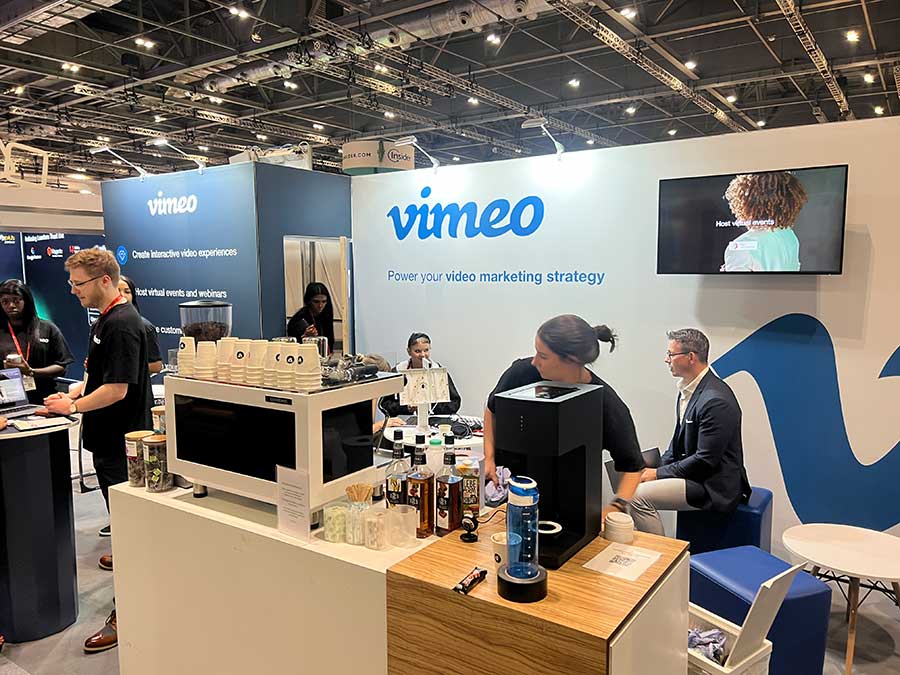 branded-exhibition-stand-promo-event-in-london