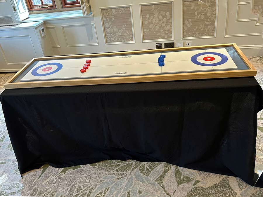 mobile-shuffleboard-game-hire-london-kent-essex