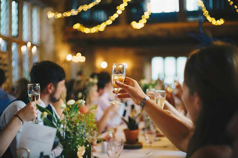 wedding-reception-mobile-bar-hire