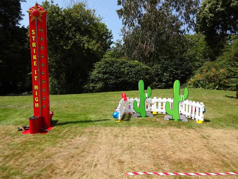 hire-a-garden-game-high-striker-london