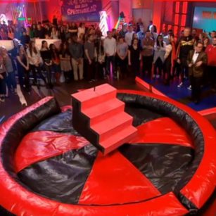Alan-Carr-TV-game-show-prop-hire Alan-Carr-TV-game-show-prop-hire