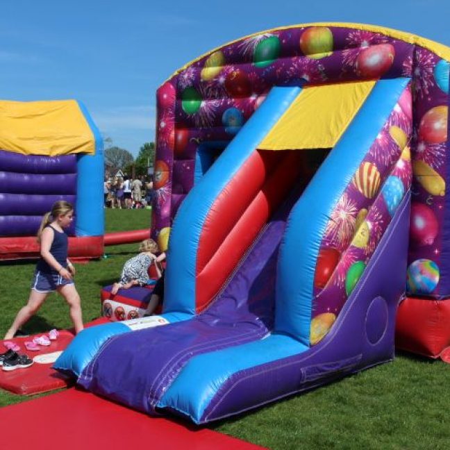 Bouncy castle hire for private parties