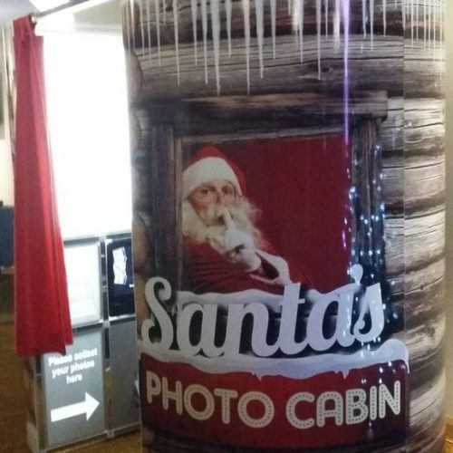Christmas Photobooth (Pic 1) Christmas Photo Booth Santa Shack Hire