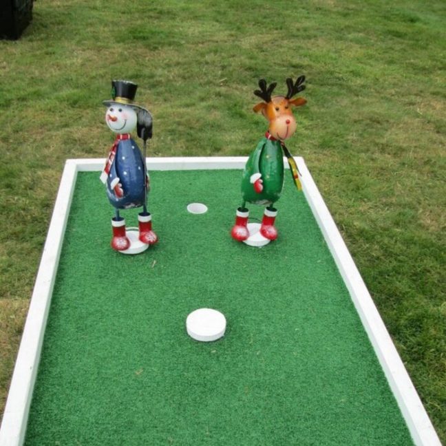Christmas-crazy-golf-hire-kent-2