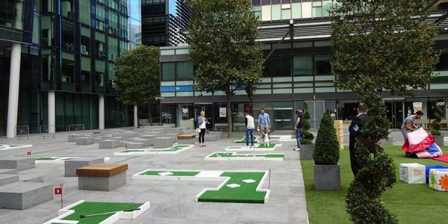 Crazy Golf (Pic 3) Crazy Golf (Pic 3)