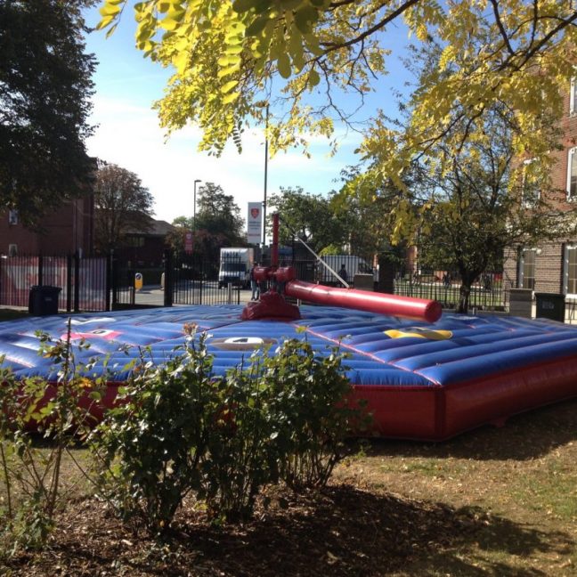 Last-man-standing-inflatable-hire