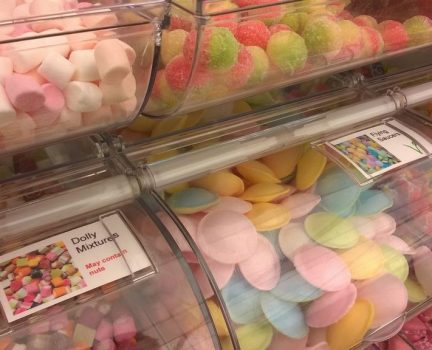 Pick and Mix Stand Sweetsl (Pic 1) Pick and Mix Stand Sweetsl (Pic 1)