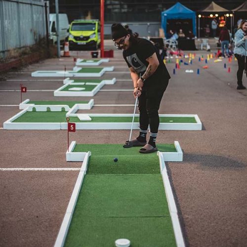 crazy-golf-hire-in-london-and-kent