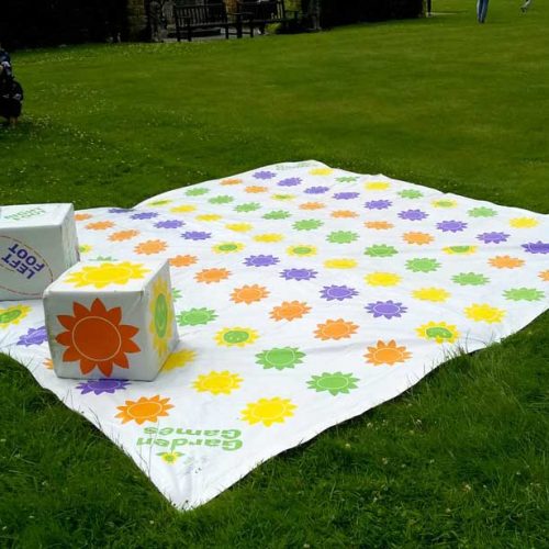 garden-game-giant-twister-for-hire