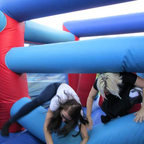 inflatable-assault-course-event-hire