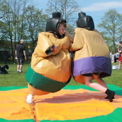 inflatable-sumo-suit-hire-kent
