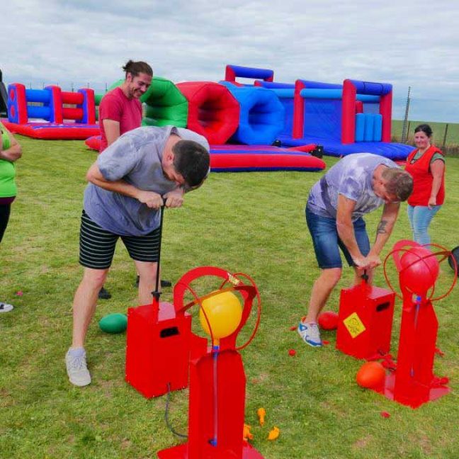 balloon boom funfair game