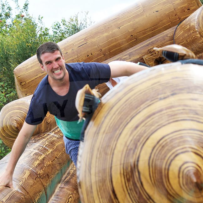leisureking-bungeerun-young-man-competitor