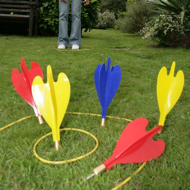 leisureking-gardengames-giantdarts