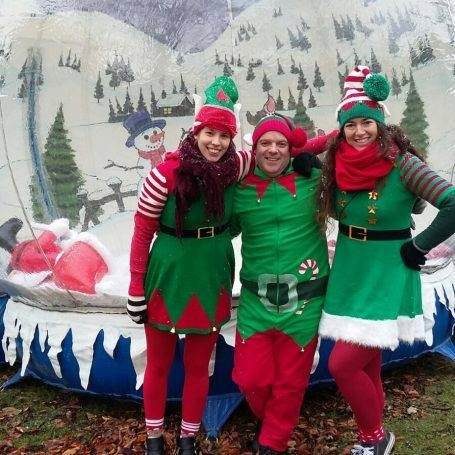 leisureking-snowglobe-elf snowglobe-inflatable