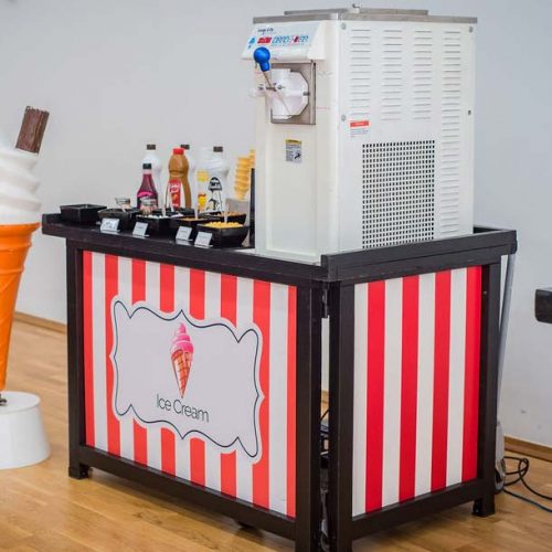 mr-whippy-ice-cream-stand-hire