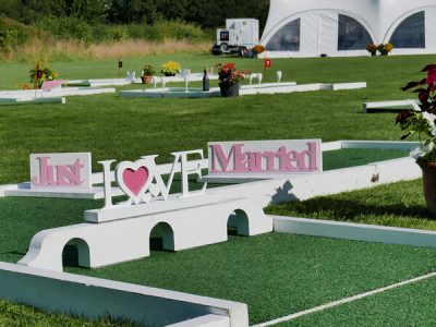 Wedding mini golf hire